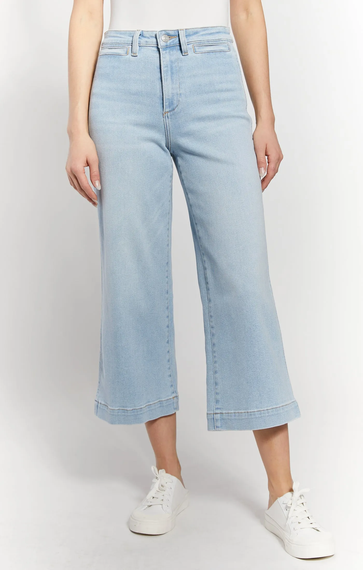 HIGH-RISE WIDE LEG CROP PANT