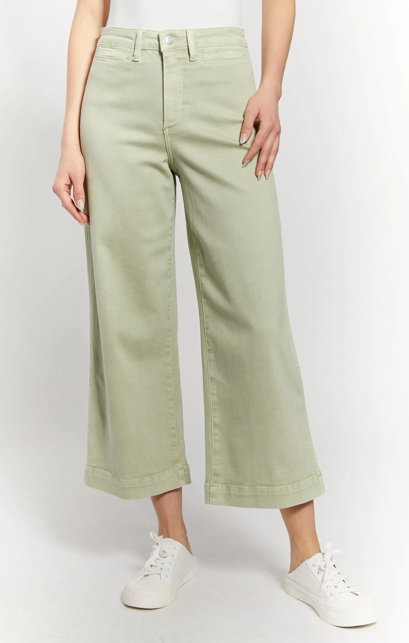 HIGH-RISE WIDE LEG CROP PANT