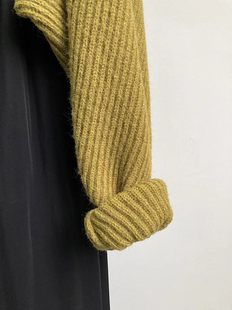 Touka Knitted Shrug Scarf - Olive Green